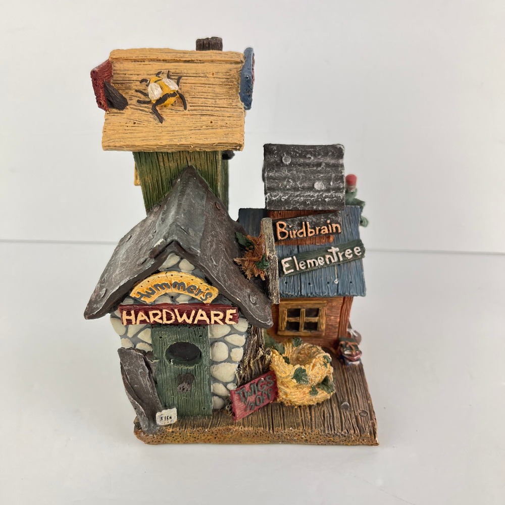 FIGI Graphics Town Square Birdhouse Best Nestin Motel Composite Miniature